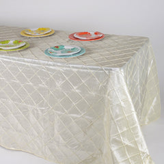 Pintuck Rectangular Tablecloths