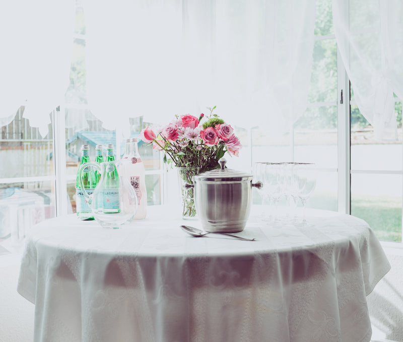 10 Awesome Bridal Shower Decoration Ideas for Savvy Party Organizer BBCrafts.com