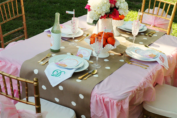 3 Amazing DIY Table Runner Ideas to Add a Personal Touch to Your Setting BBCrafts.com