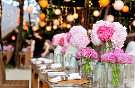 6 Fabulous Ways to Add Burlap into Home and Wedding Décor BBCrafts.com