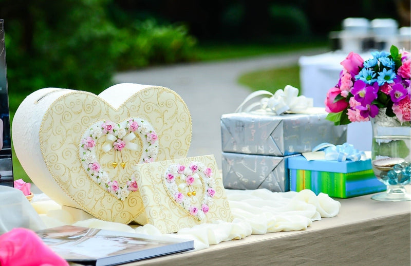 7 Outstanding Wedding Thank You Gifts Your Guests Will Absolutely Like BBCrafts.com