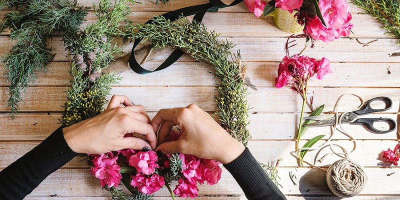8 Gorgeous DIY Wreath Ideas to Add Farmhouse Vibe to Your Home BBCrafts.com